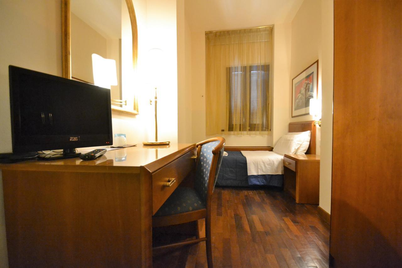Hotel Posta Чечина Екстер'єр фото