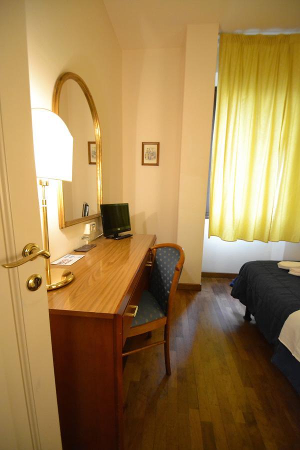 Hotel Posta Чечина Екстер'єр фото
