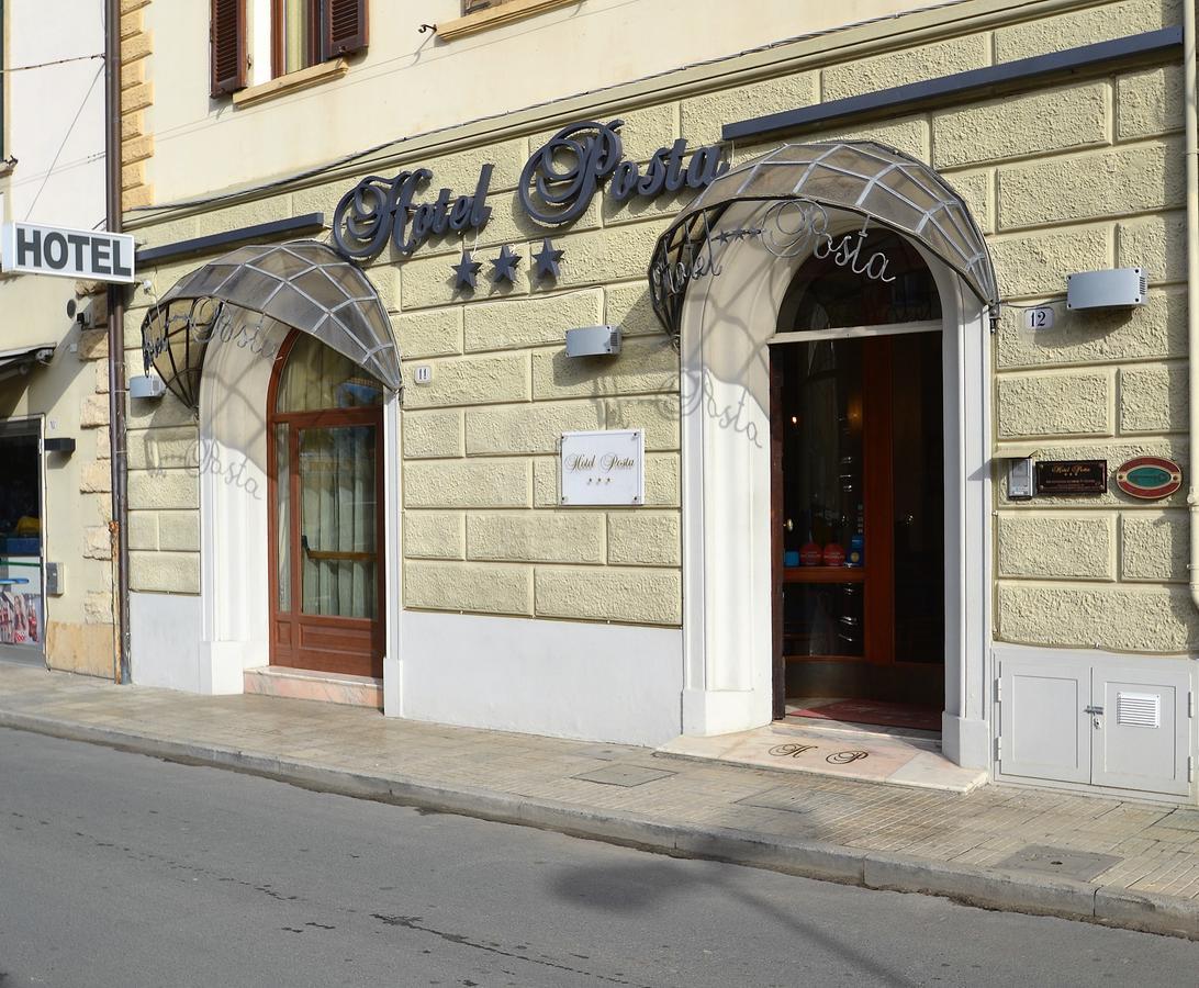 Hotel Posta Чечина Екстер'єр фото
