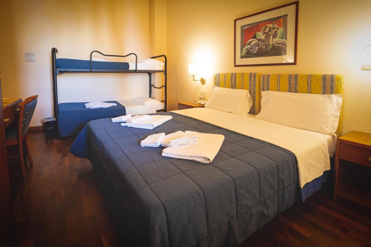 Hotel Posta Чечина Екстер'єр фото